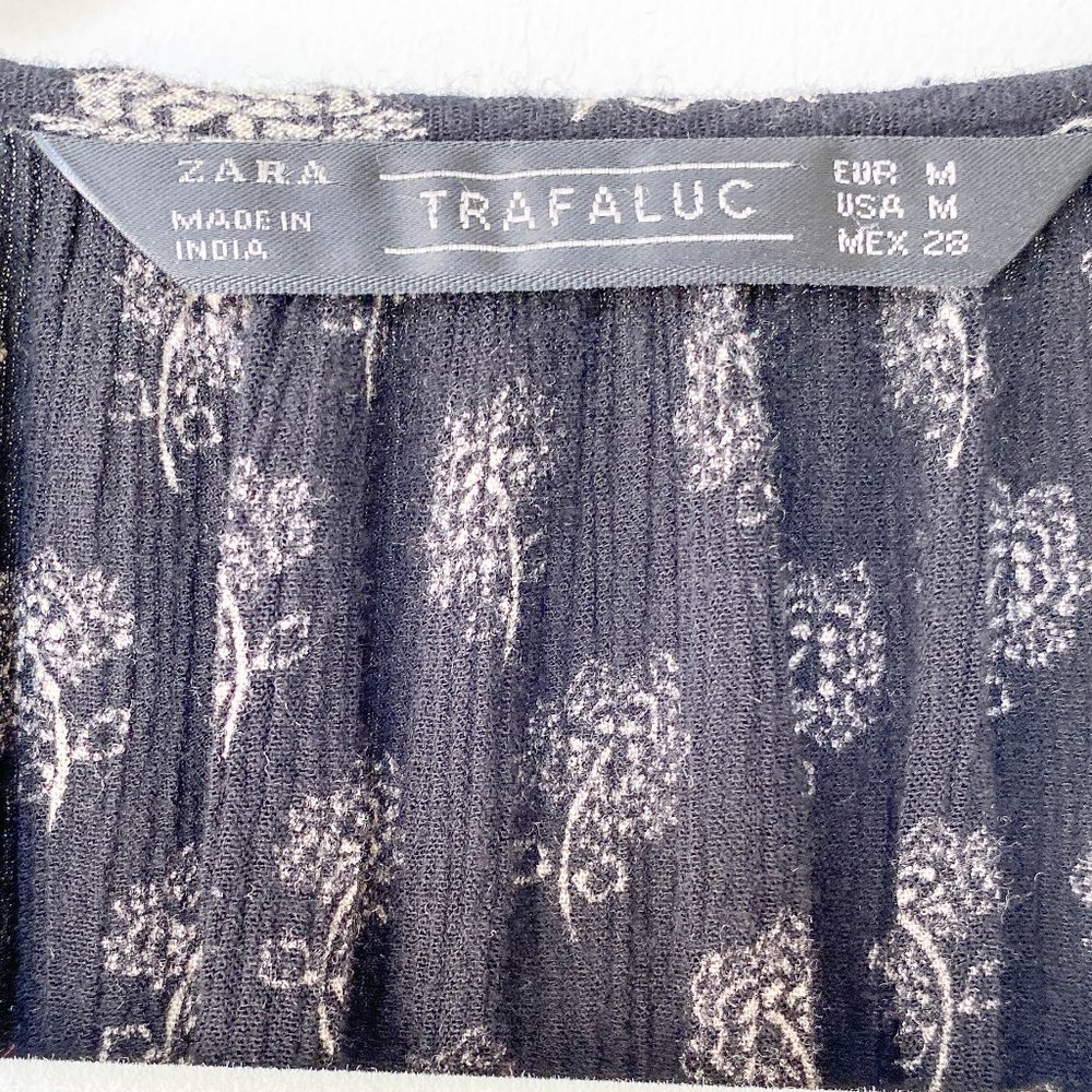 Zara Trafaluc Split Neck Patterned Tunic M - image 3